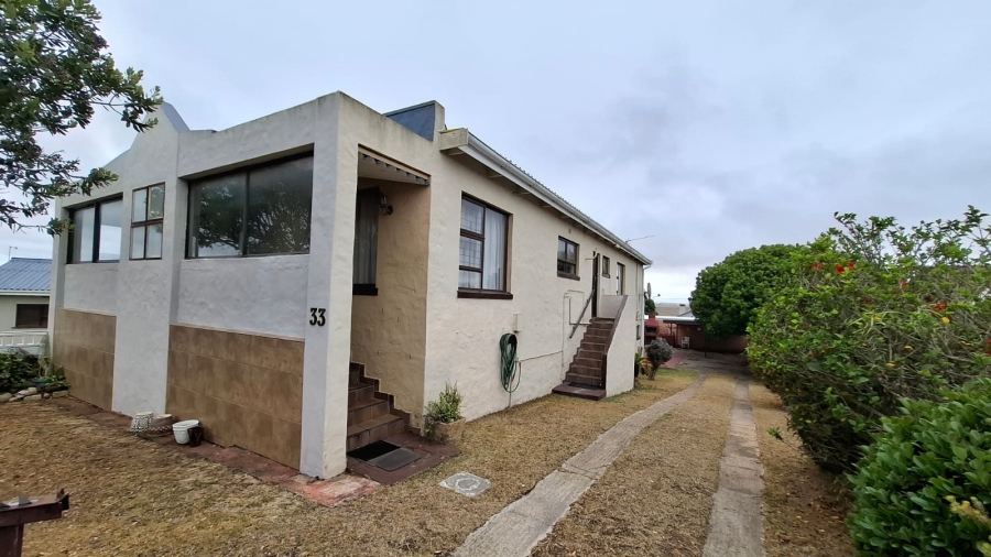 5 Bedroom Property for Sale in Witsand Western Cape
